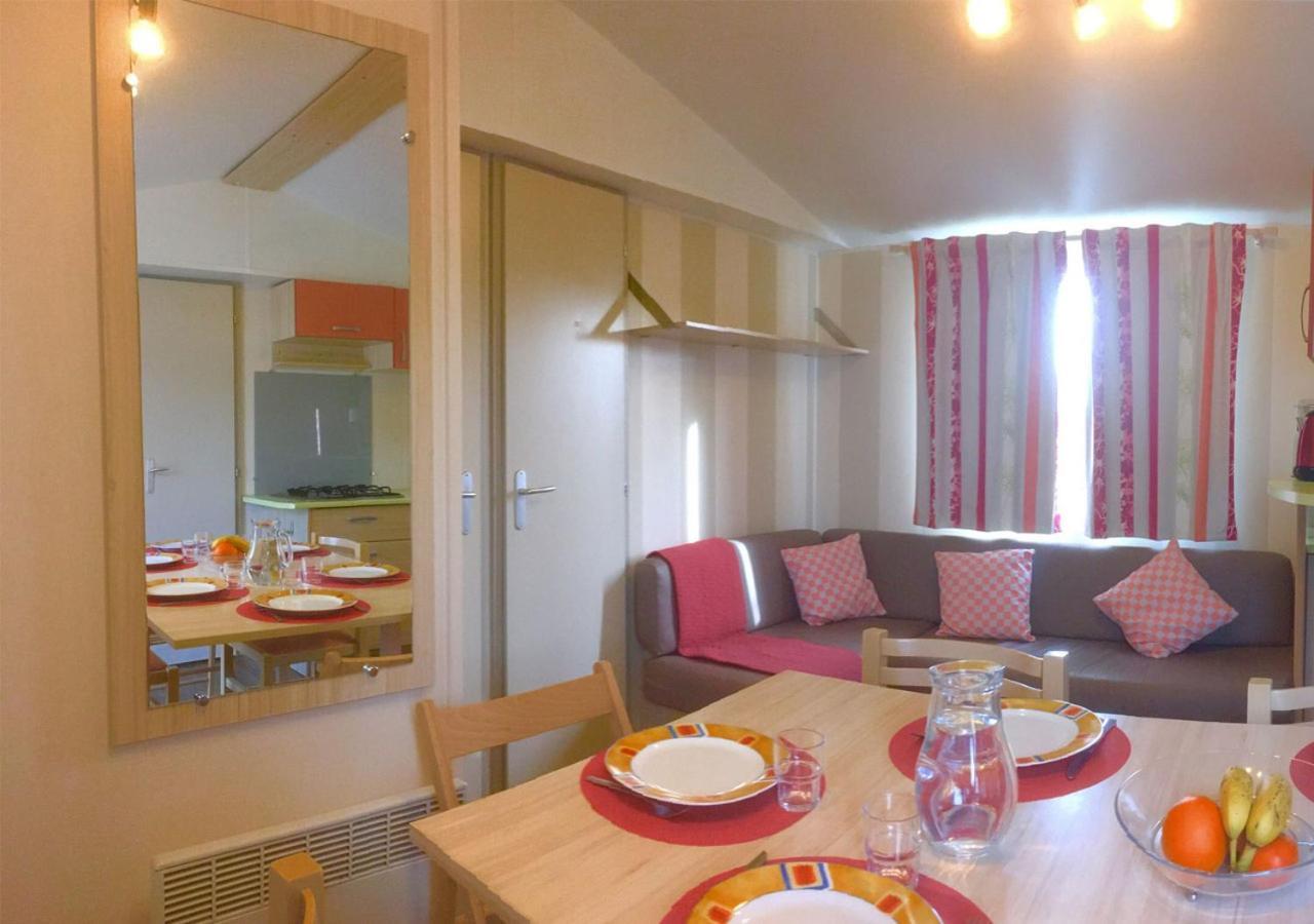 Mobilhome Climatise 3Ch 6P Dans Parc Des 7 Fonts Агде Екстериор снимка